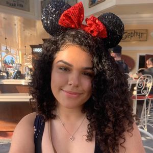 Meet your Posher, Jenny